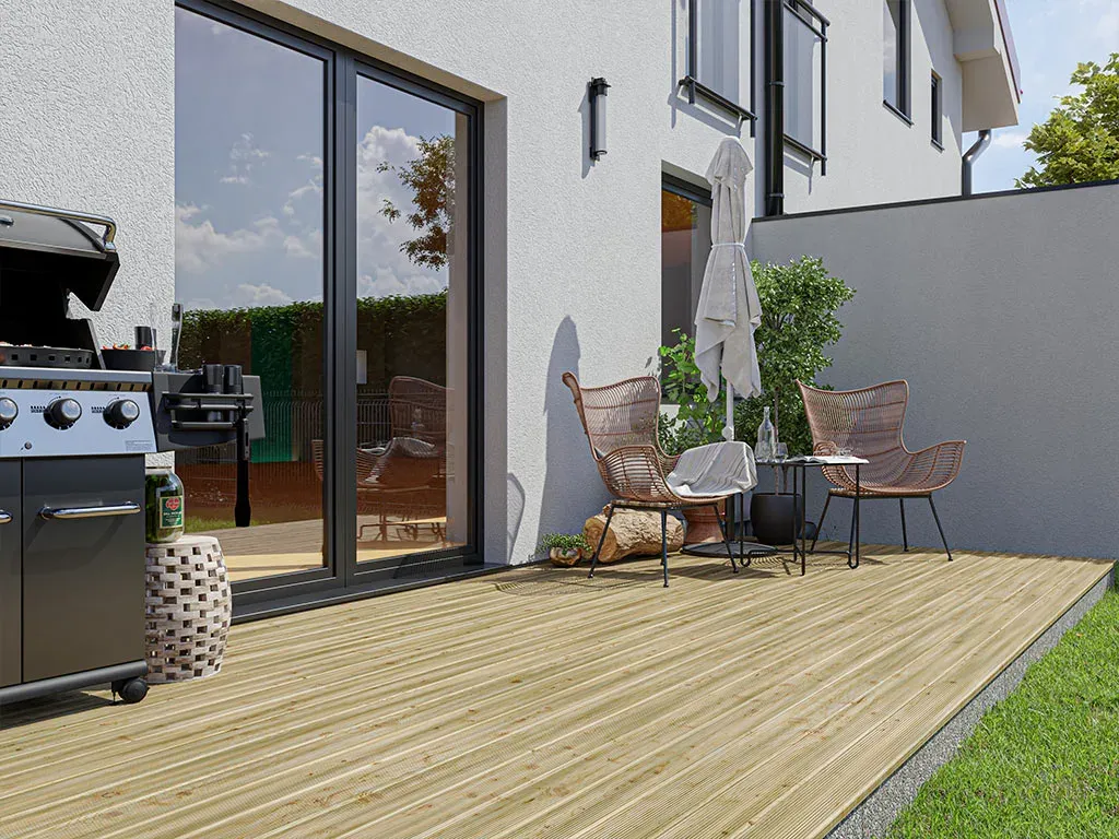 Kiefer-Terrassendielen