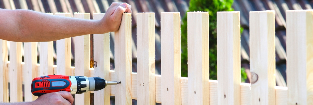 Innenarchitektur, Zaun, Elektrische Bohrmaschine, Draußen, Person