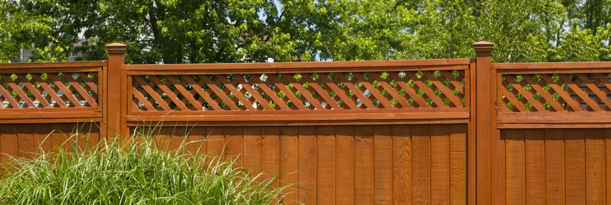 Hinterhof, Hartholz, Gebeiztes Holz, Holz, Zaun